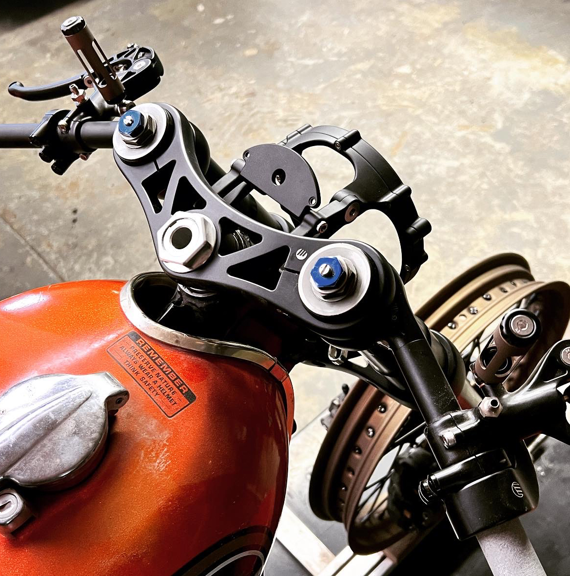 Custom 2 Button Motorcycle Hand Control Momentary Switch – Fits 22mm / 7/8" Bars